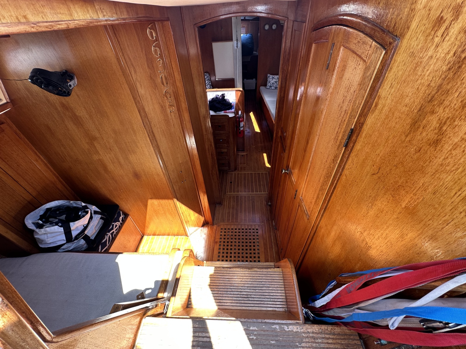 1983 Nordic 44