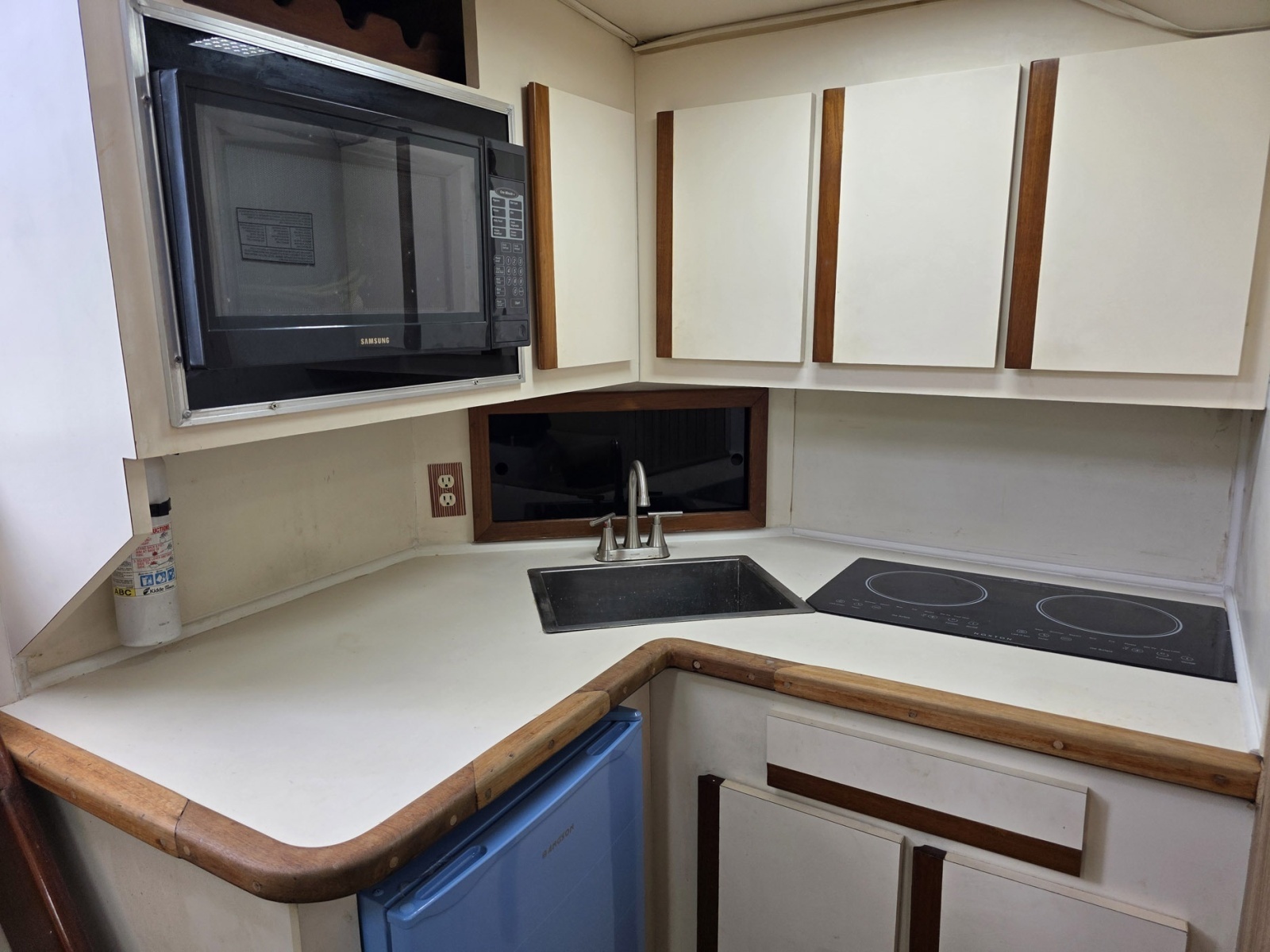 Ventus 39ft Topaz Yacht For Sale