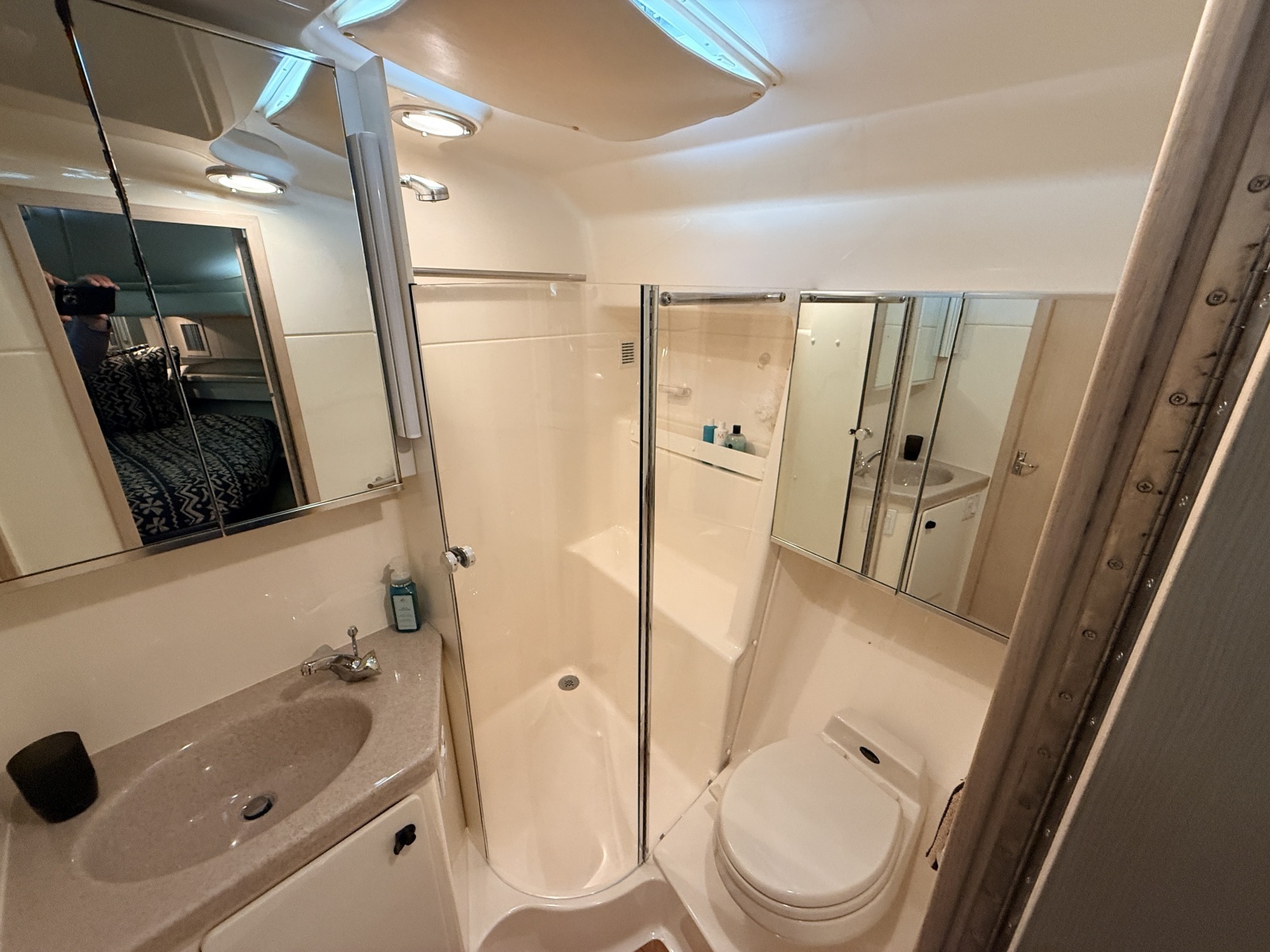 1995 Tiara Yachts 4000 Express