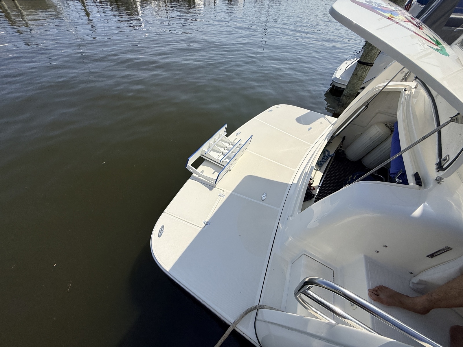 1995 Tiara Yachts 4000 Express