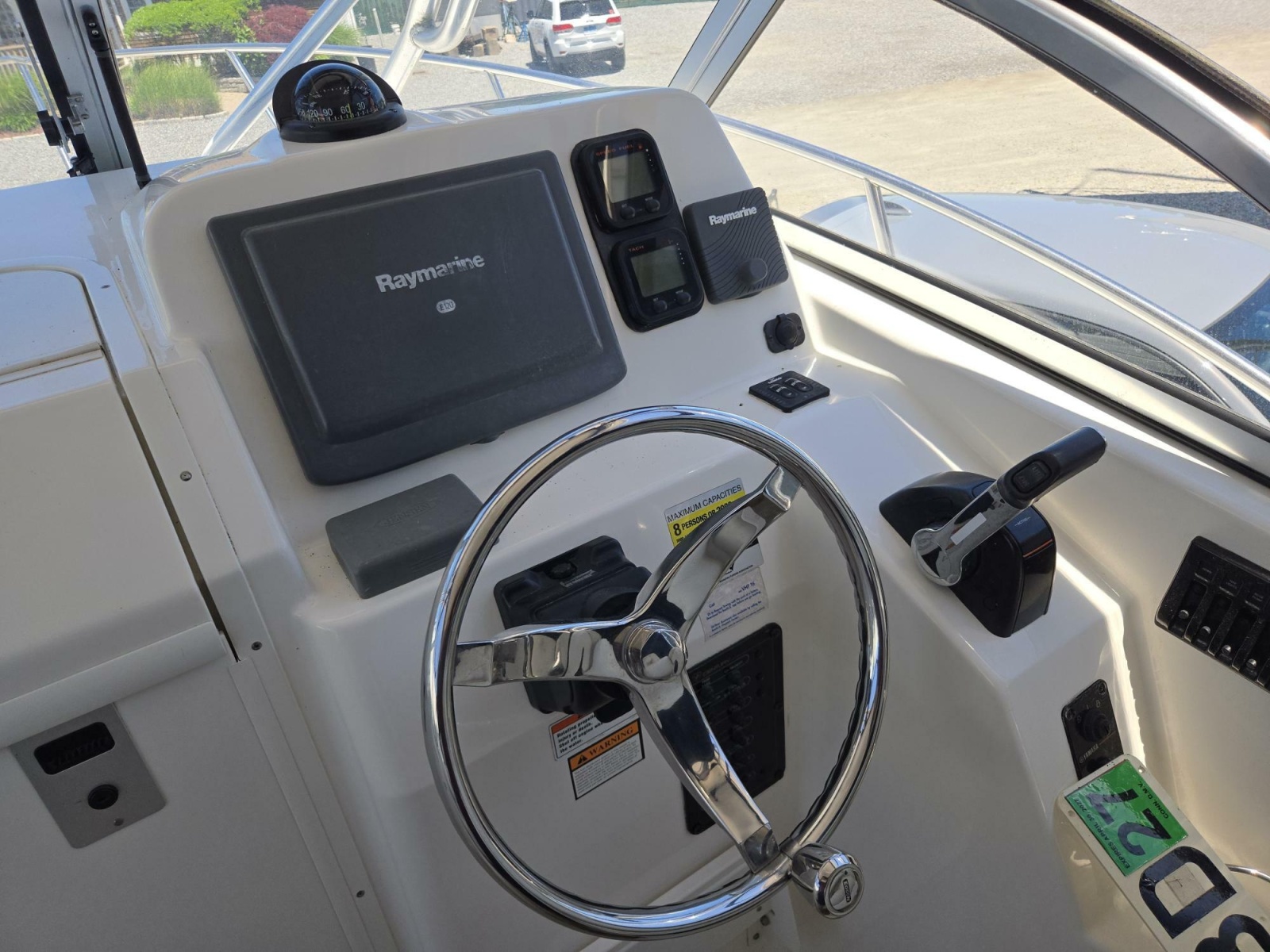 2009 Century 2400 Walkaround