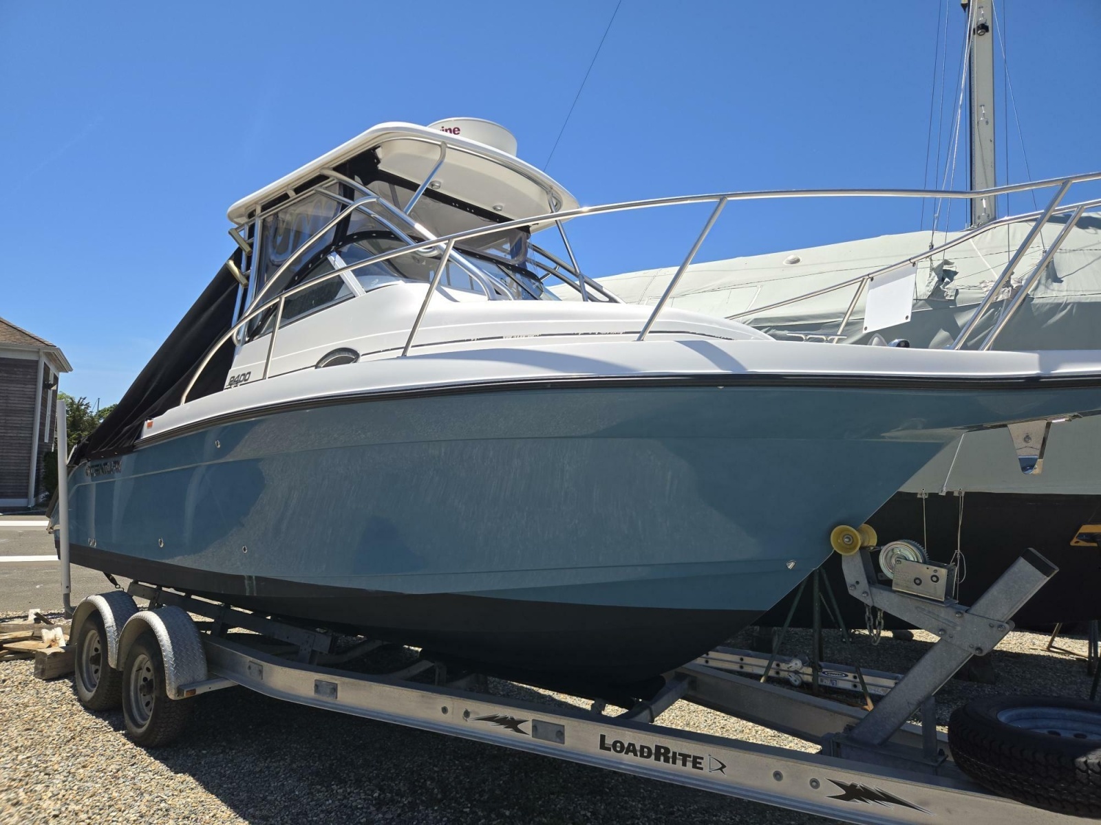 2009 Century 2400 Walkaround