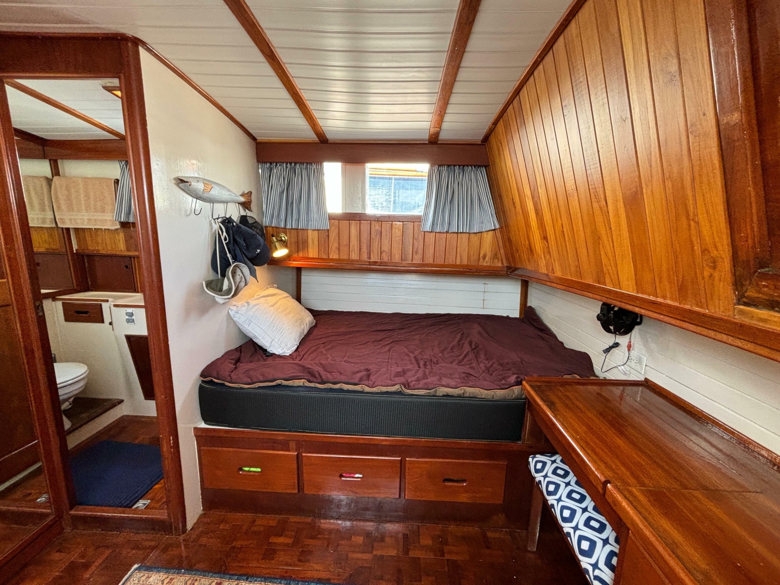 1978 Grand Banks 42 Classic