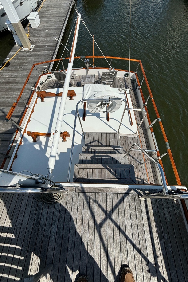 1978 Grand Banks 42 Classic