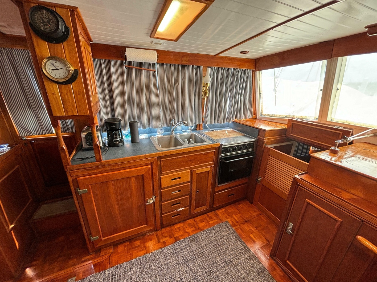 TRINITY 45ft Grand Banks Yacht For Sale