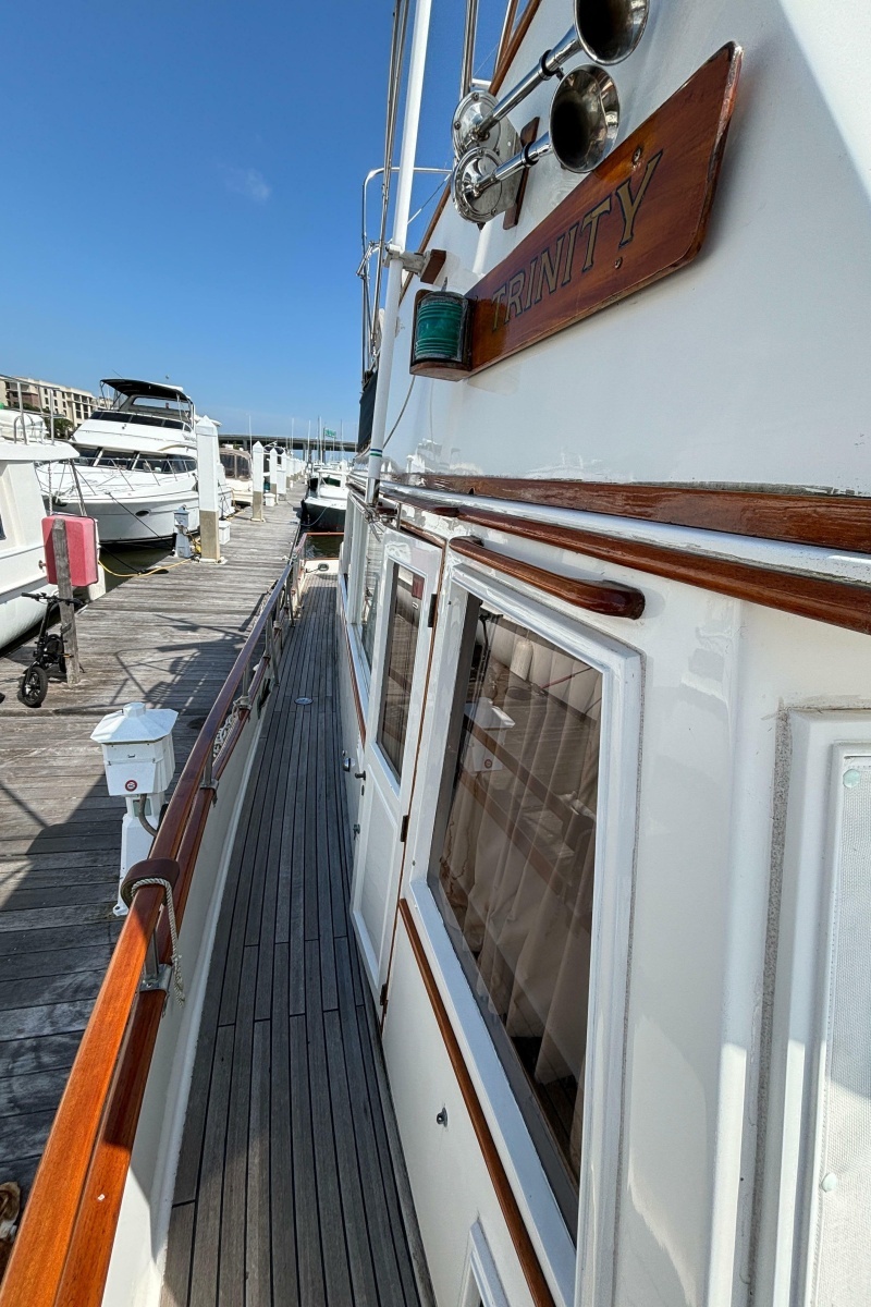 TRINITY 45ft Grand Banks Yacht For Sale