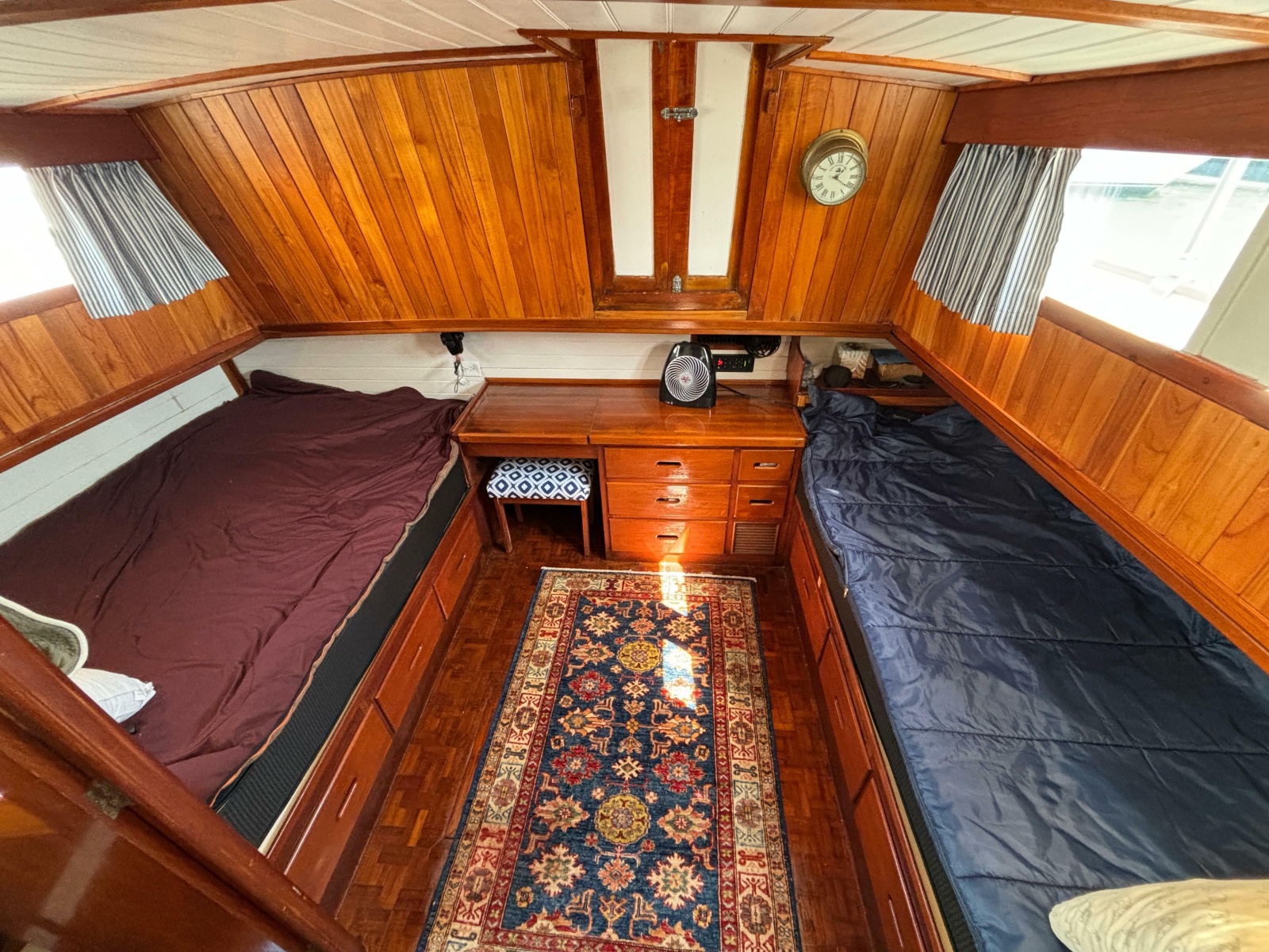 1978 Grand Banks 42 Classic