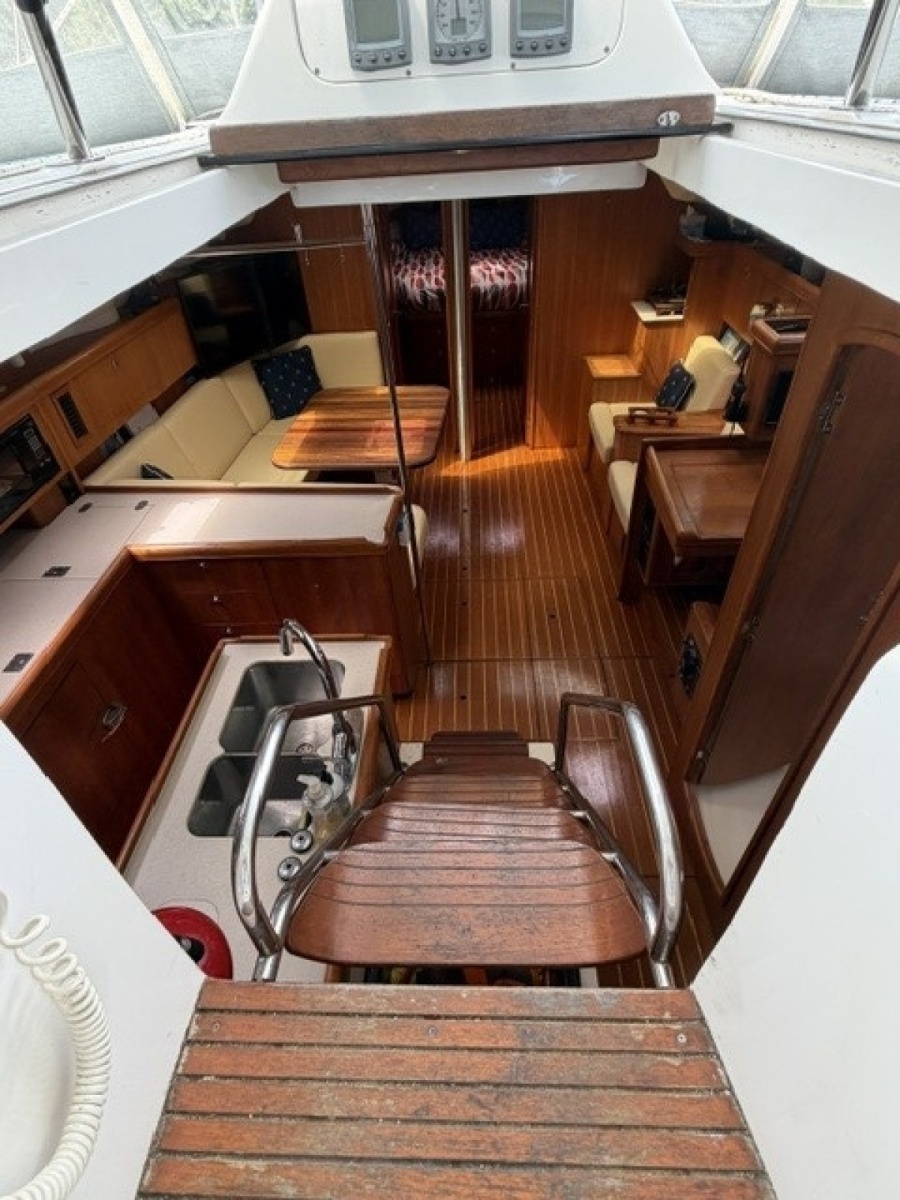 2002 Hunter 466