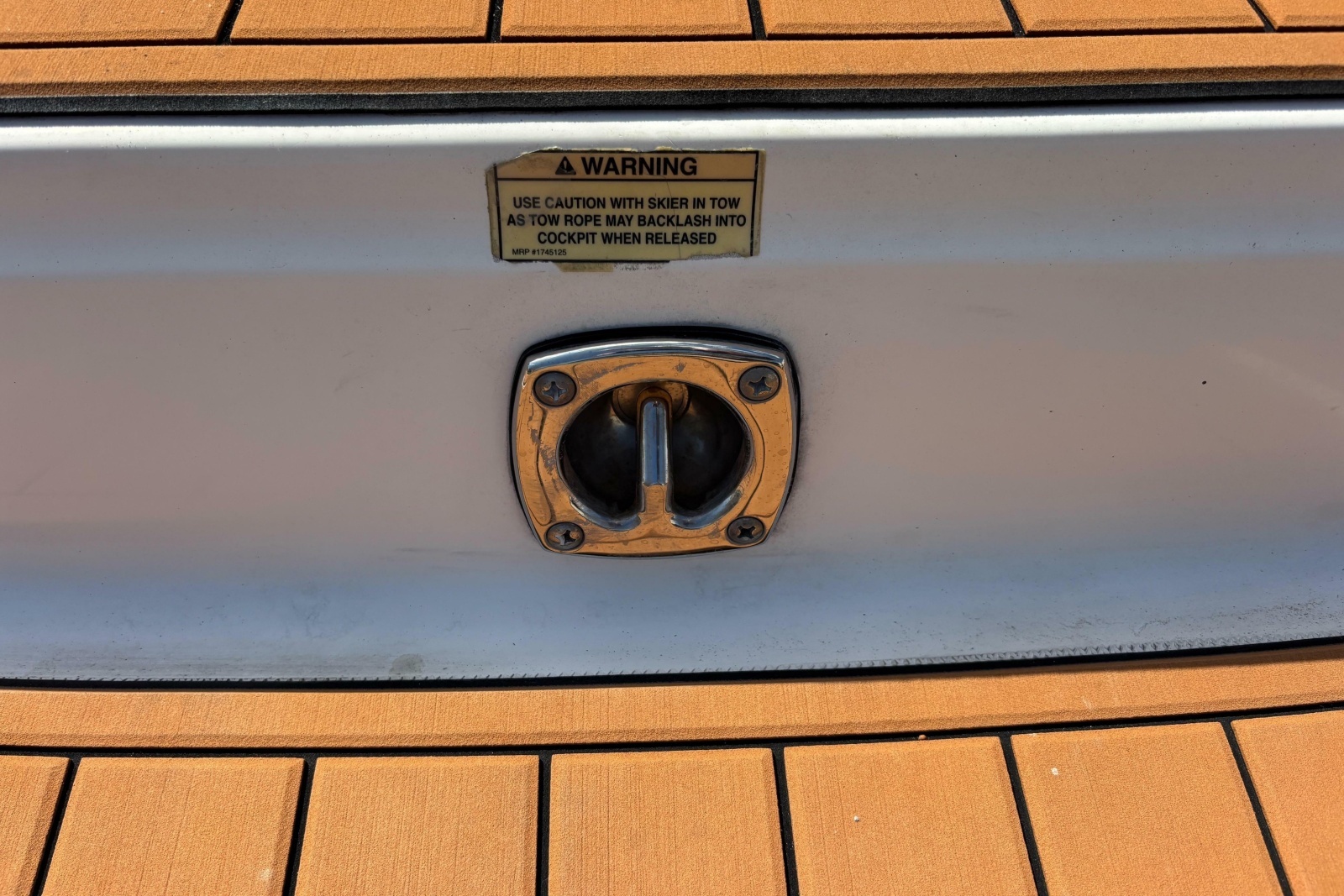 JUST ADD WATER 27ft Sea Ray Yacht For Sale