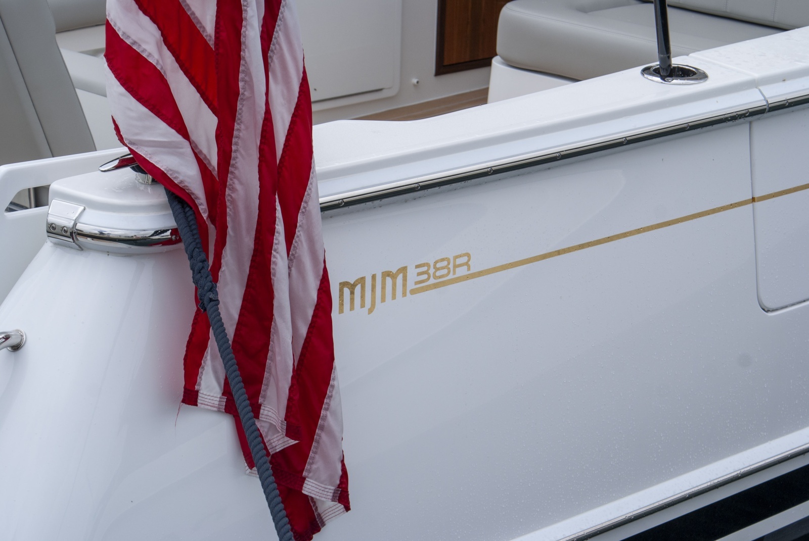 2027 MJM 38R
