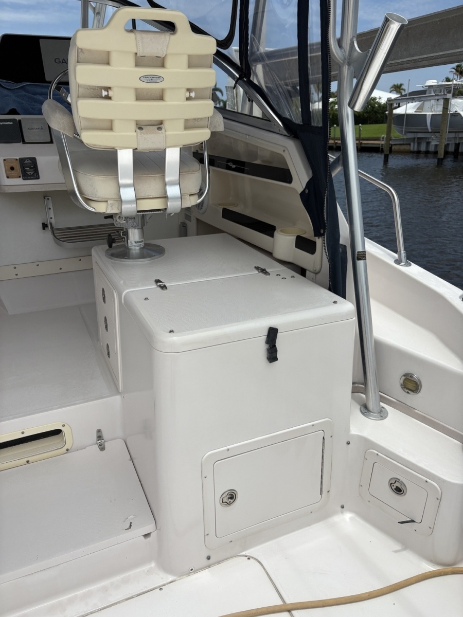 30ft Grady White Yacht For Sale