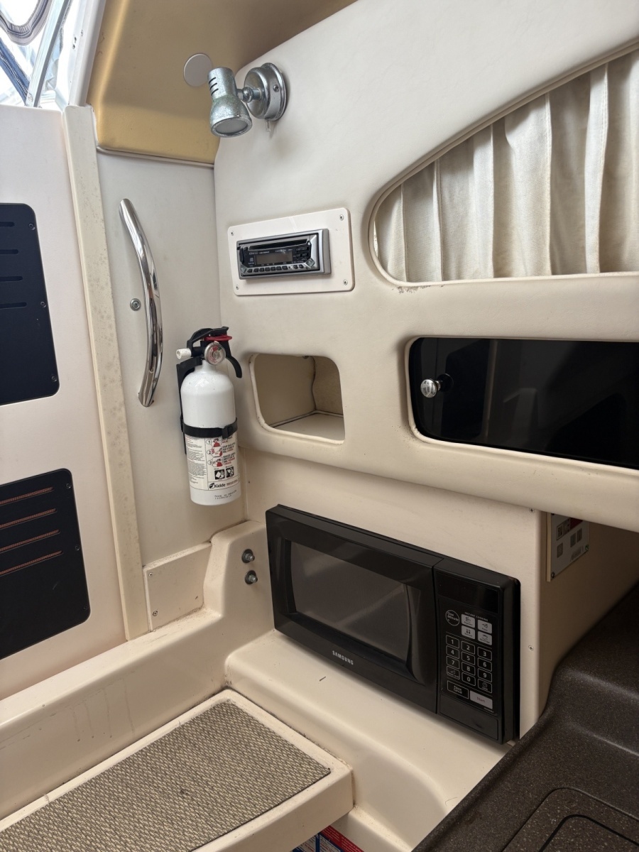 30ft Grady White Yacht For Sale