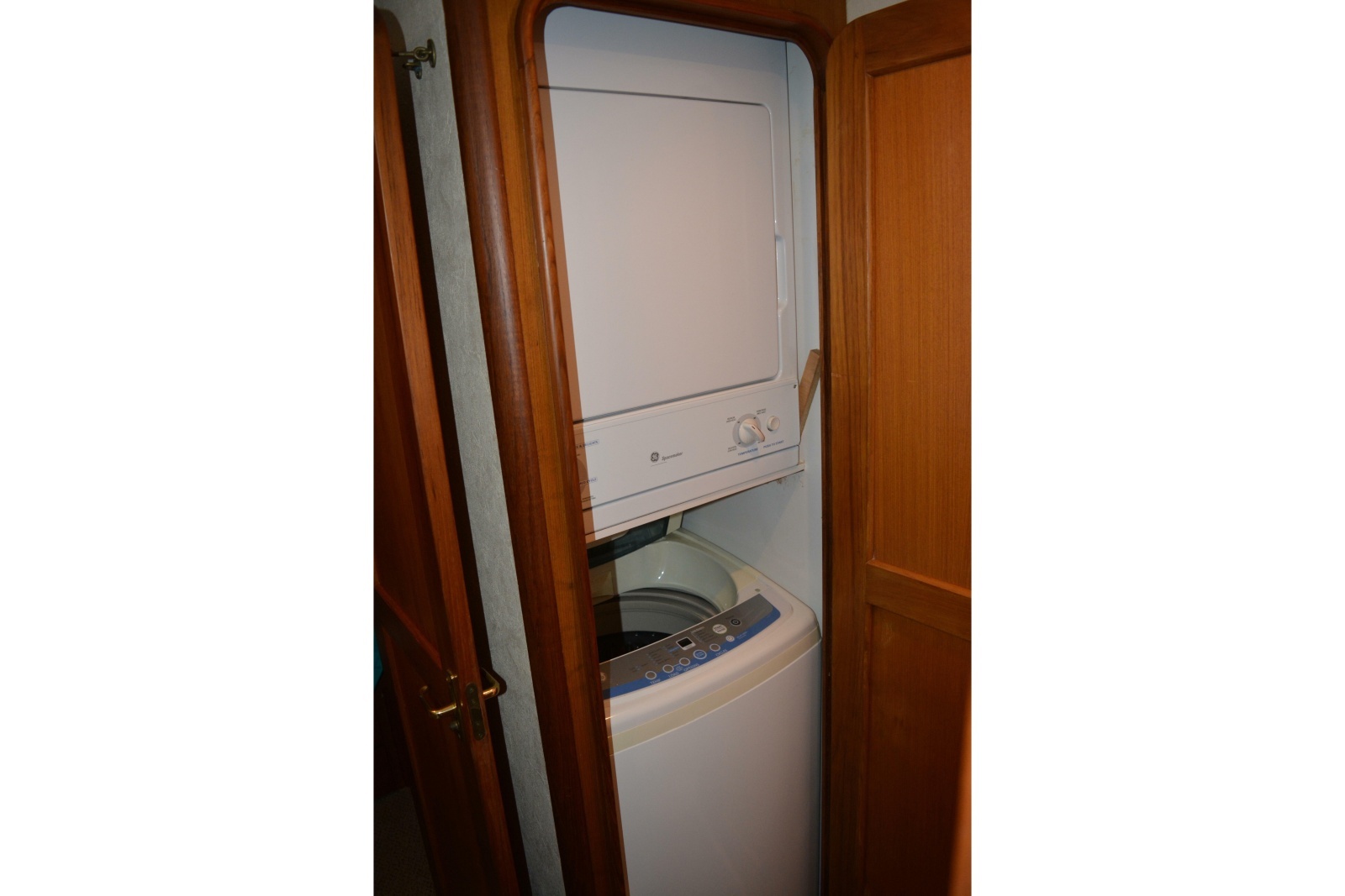 2000 Ocean 56 Super Sport