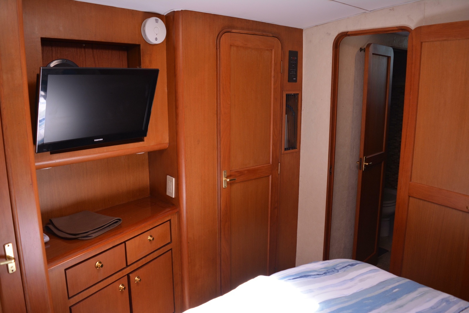 2000 Ocean 56 Super Sport