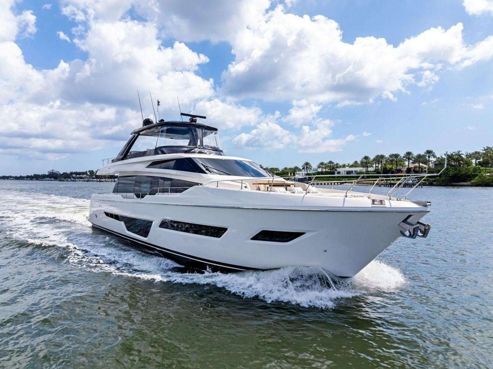 ALVEARE 78ft Ferretti Yachts Yacht For Sale