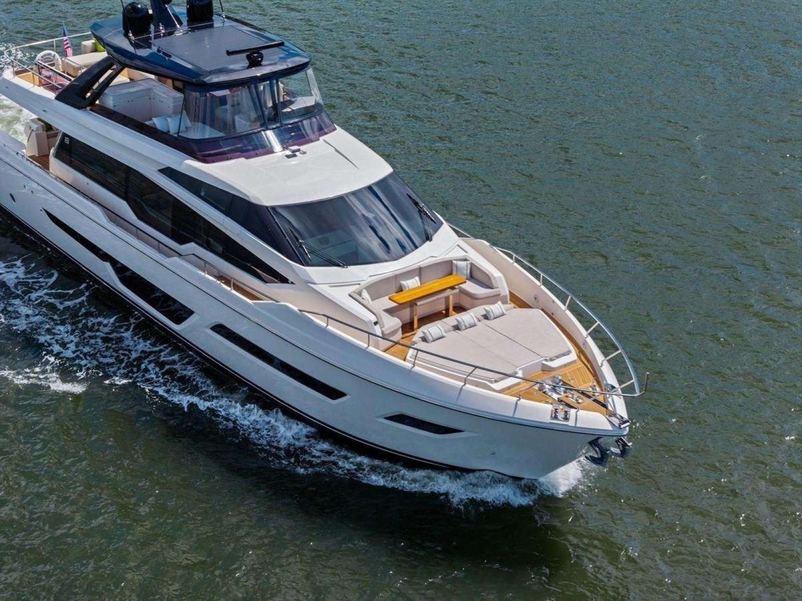 ALVEARE 78ft Ferretti Yachts Yacht For Sale