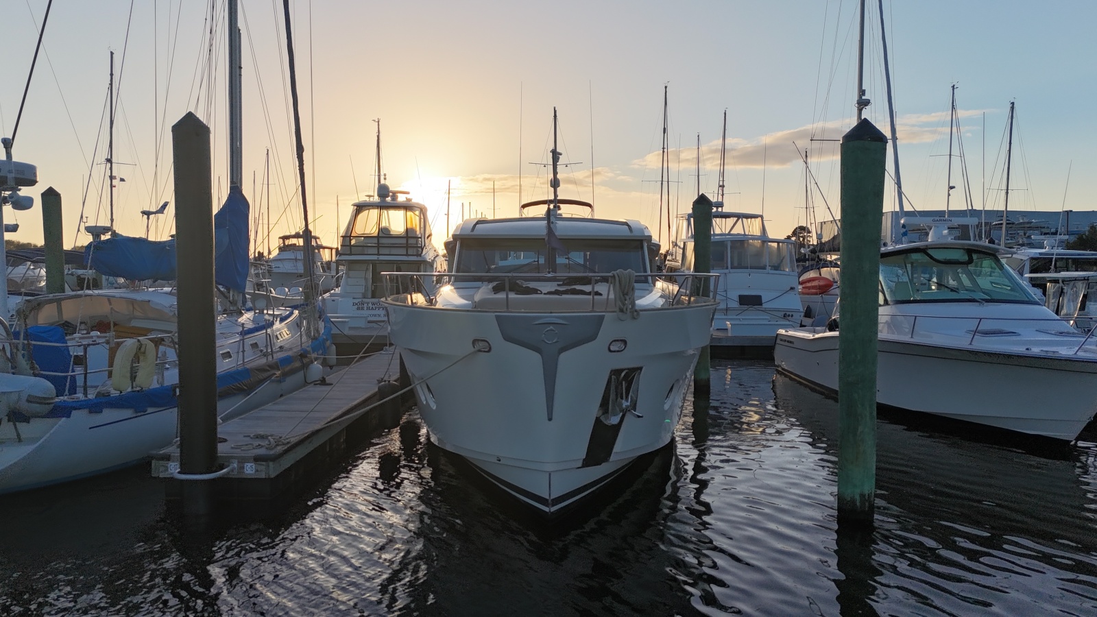 2019 Greenline 48 Coupe Hybrid