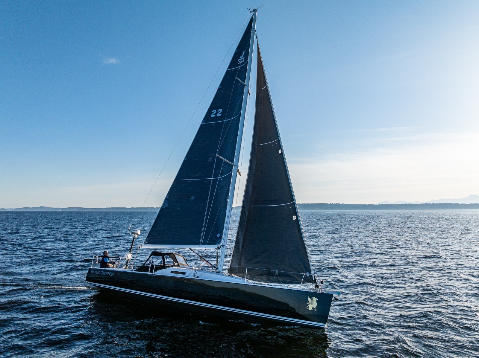 2007 J Boats 124