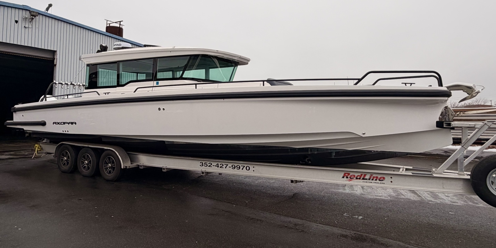 2021 Axopar 37 XC Cross Cabin