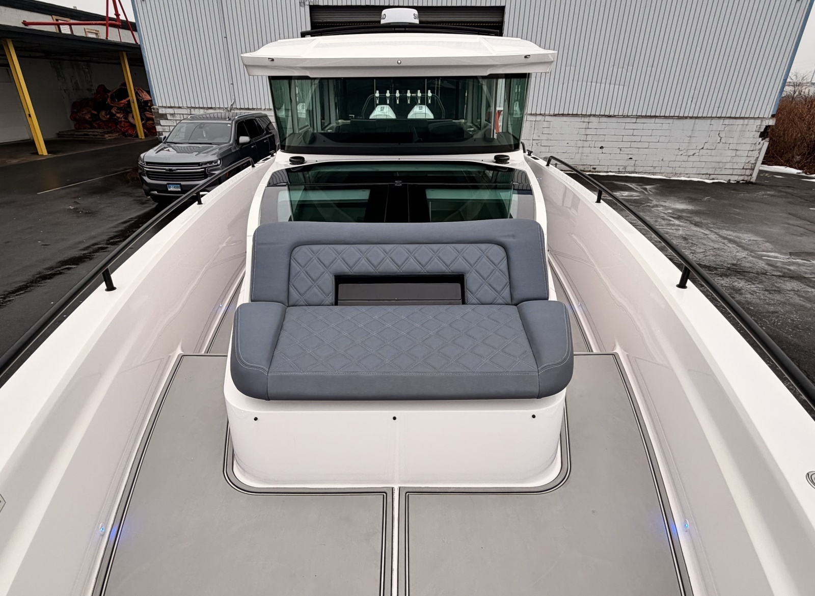 2021 Axopar 37 XC Cross Cabin