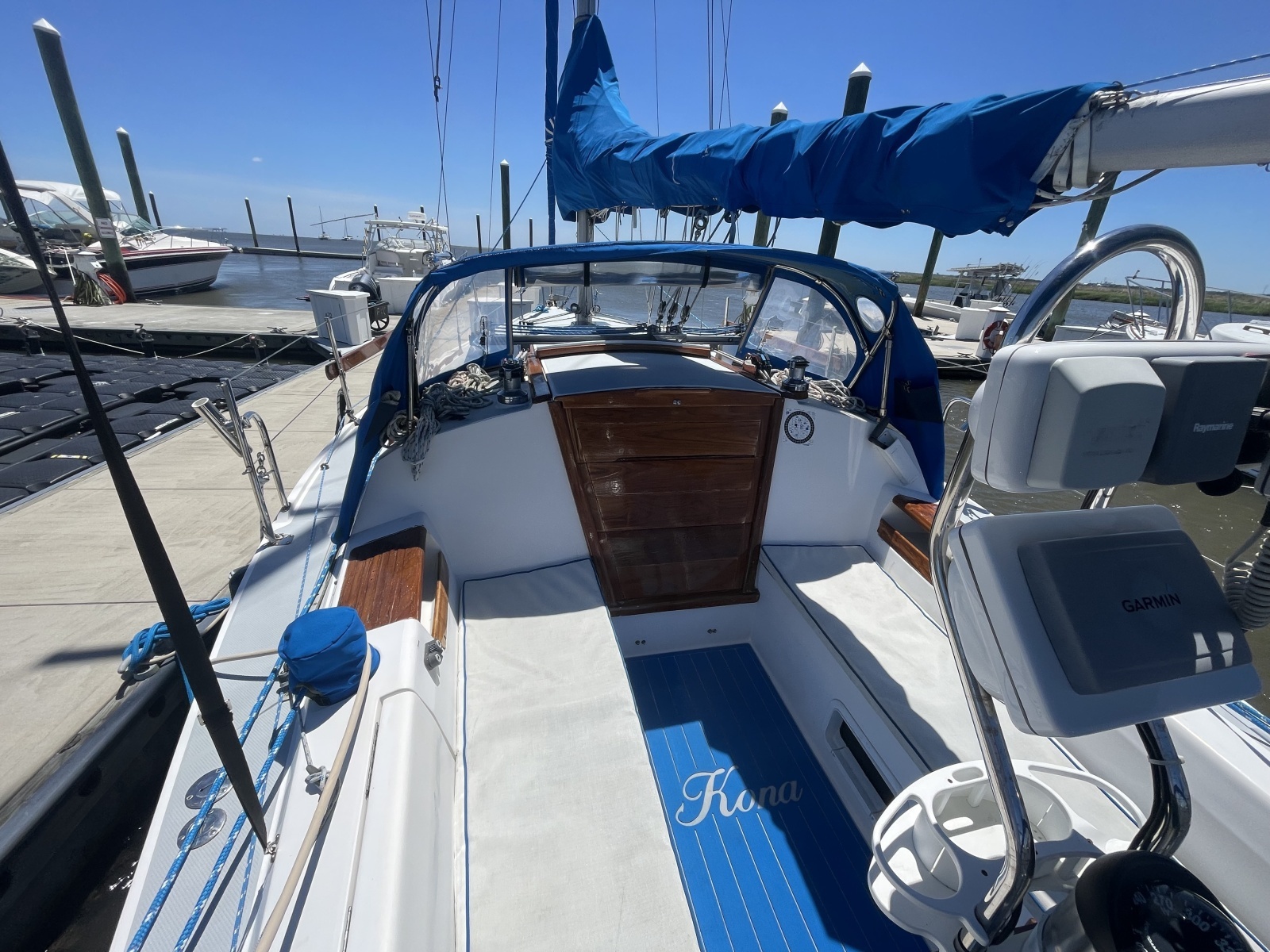 Kona 30ft Catalina Yacht For Sale