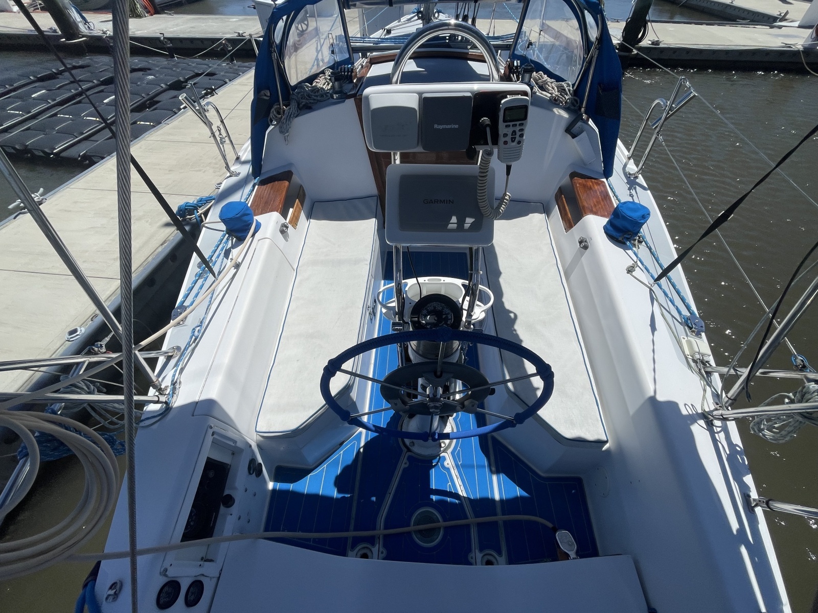 Kona 30ft Catalina Yacht For Sale