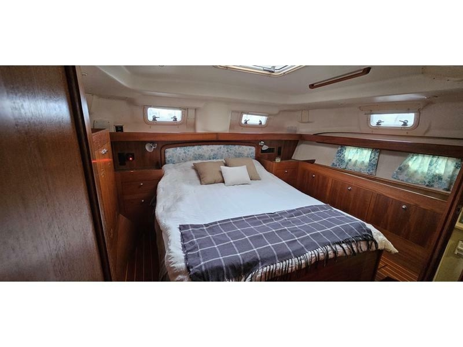 Aft Cabin