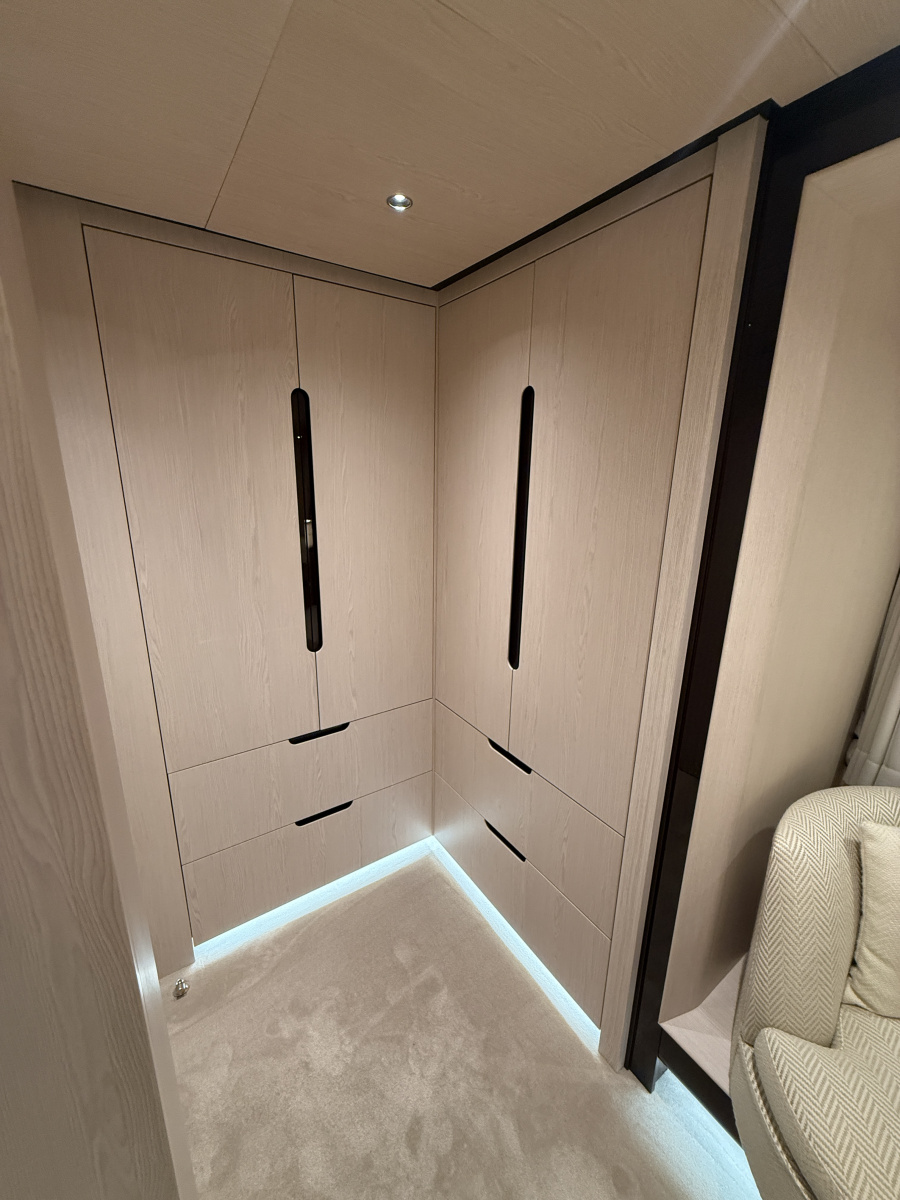 87' 2022 Azimut GRANDE 25M