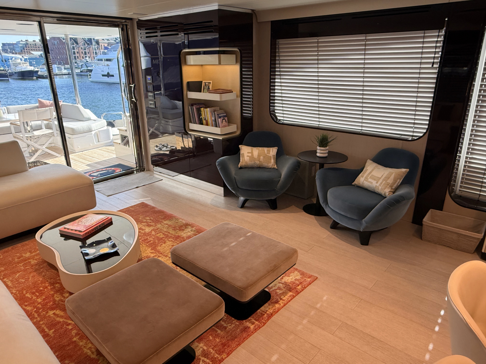 87' 2022 Azimut GRANDE 25M