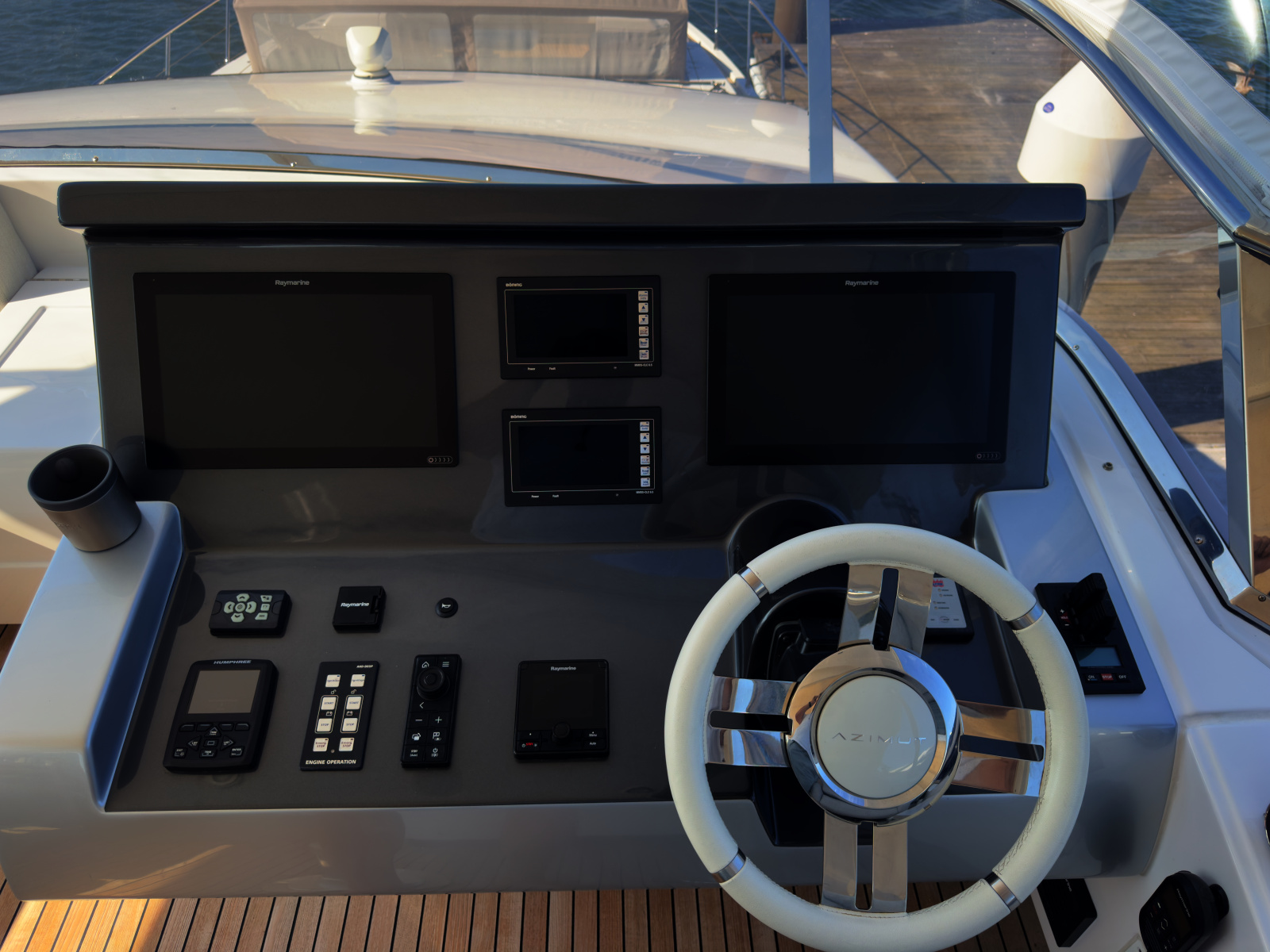 87' 2022 Azimut GRANDE 25M