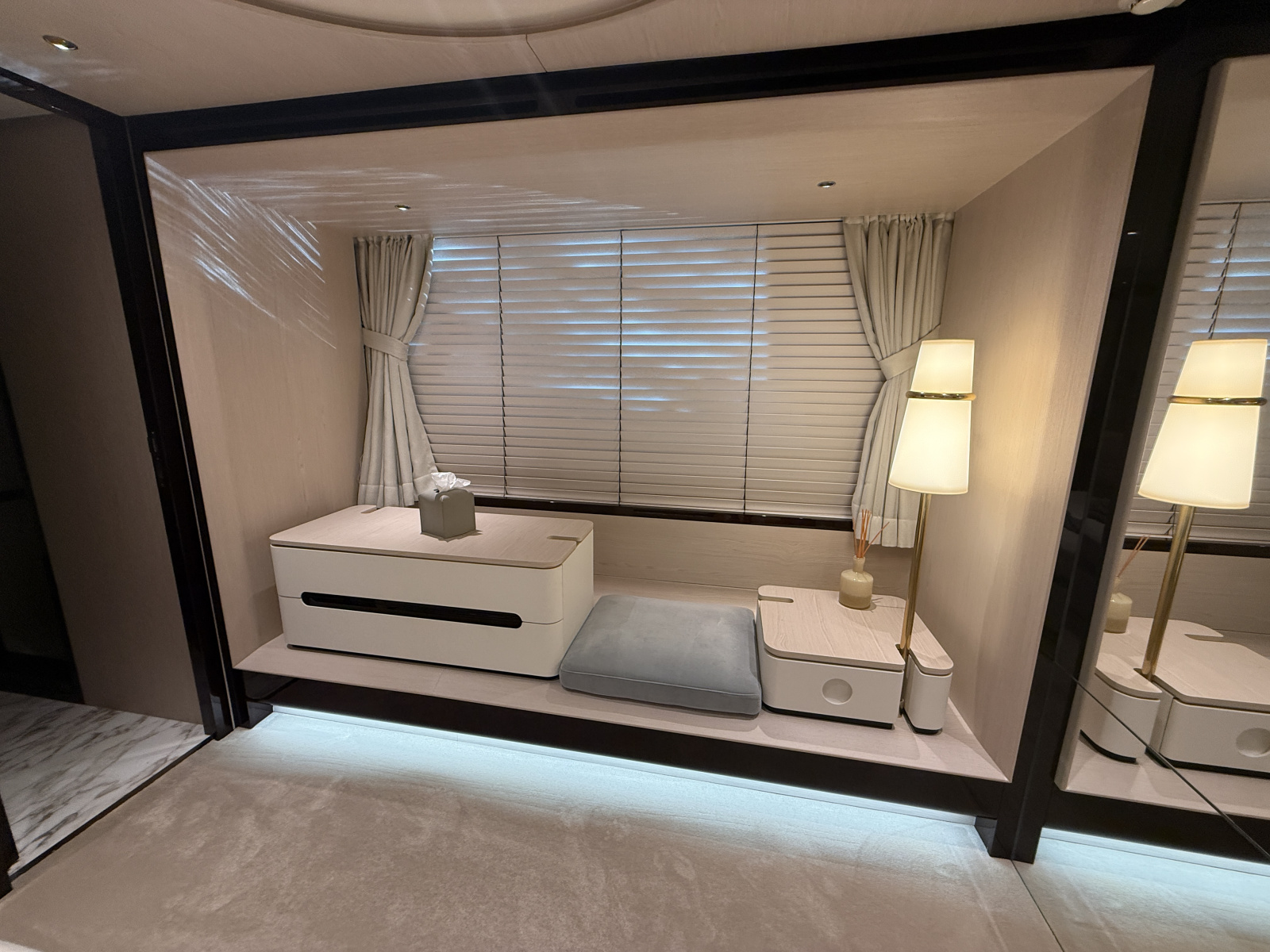 87' 2022 Azimut GRANDE 25M