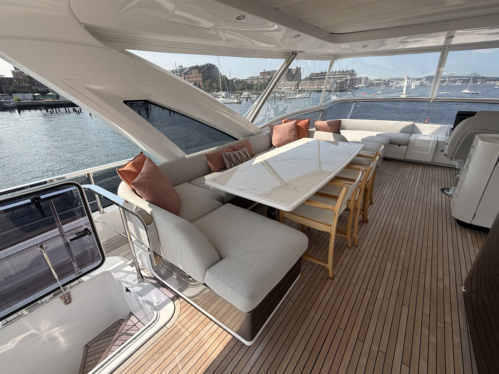 87' 2022 Azimut GRANDE 25M