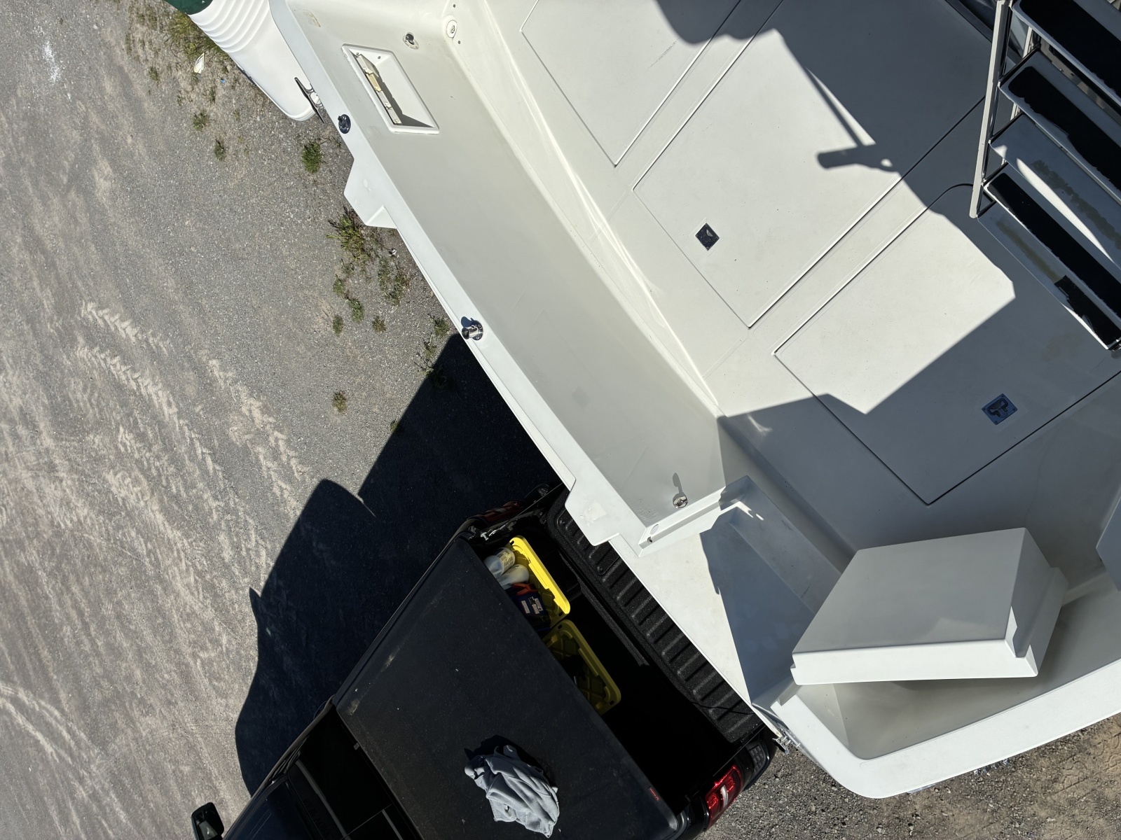 1995 Carver 370 Voyager