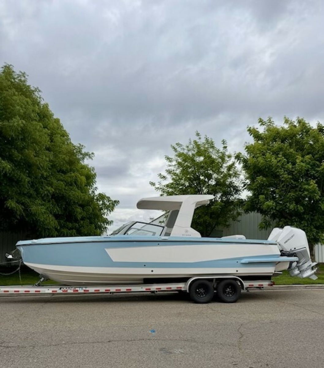 28ft Aviara Yacht For Sale