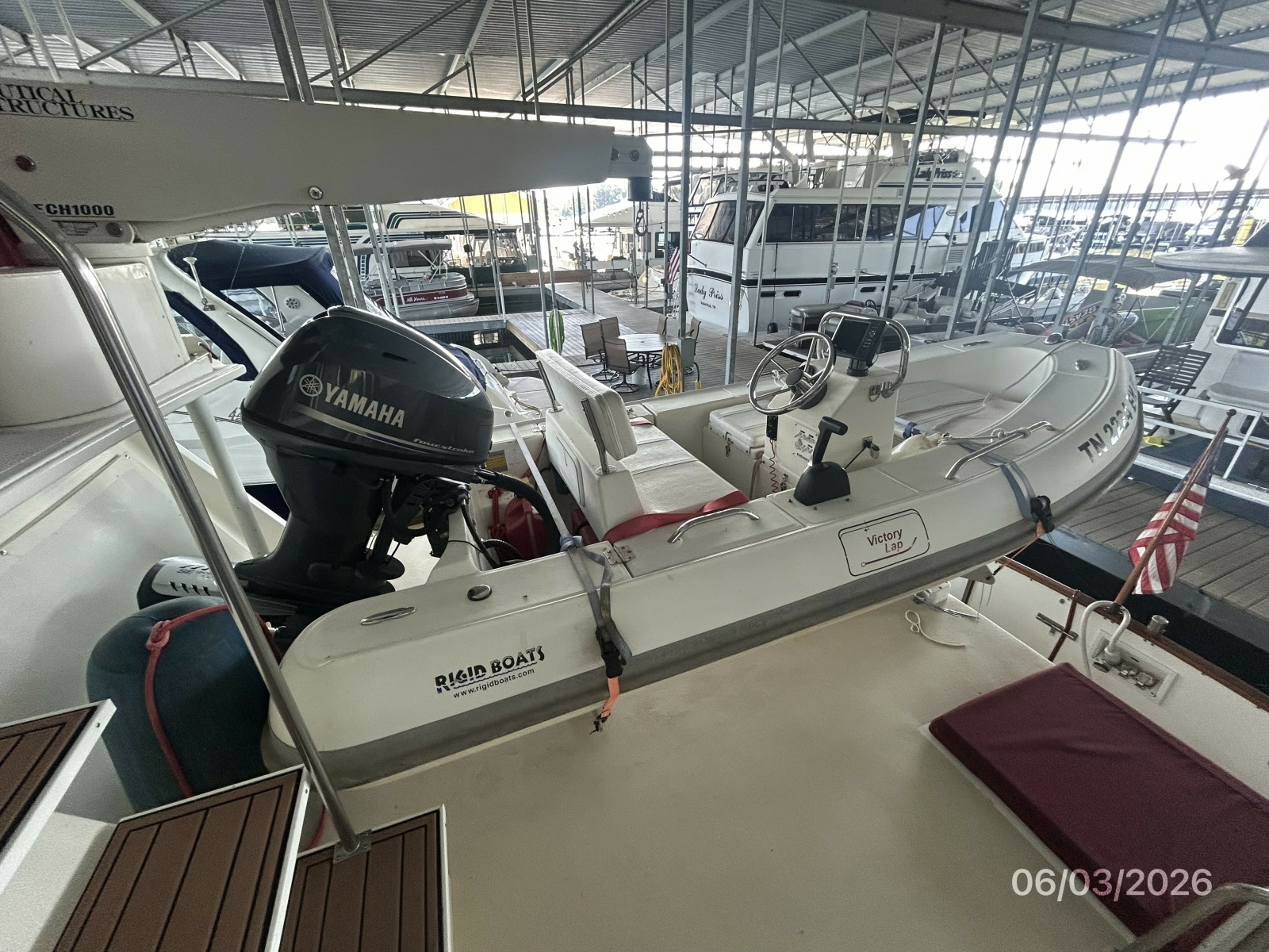 46' Grand Banks tender2