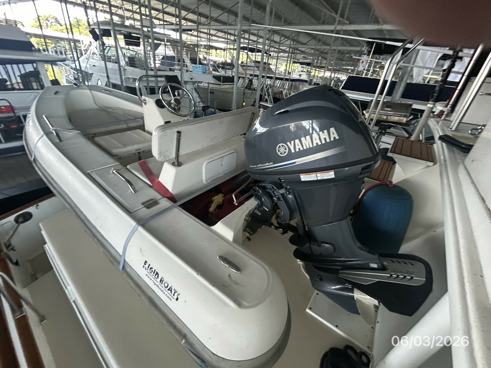 46' Grand Banks tender3