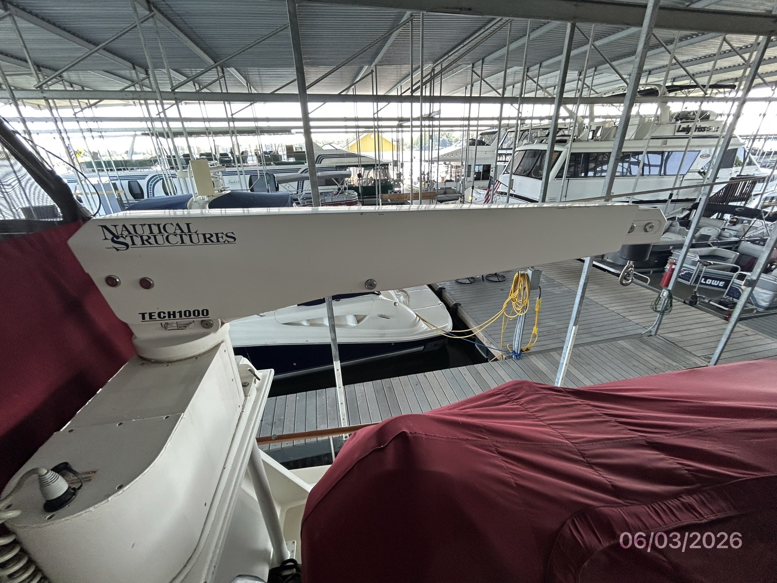 46' Grand Banks tender davit