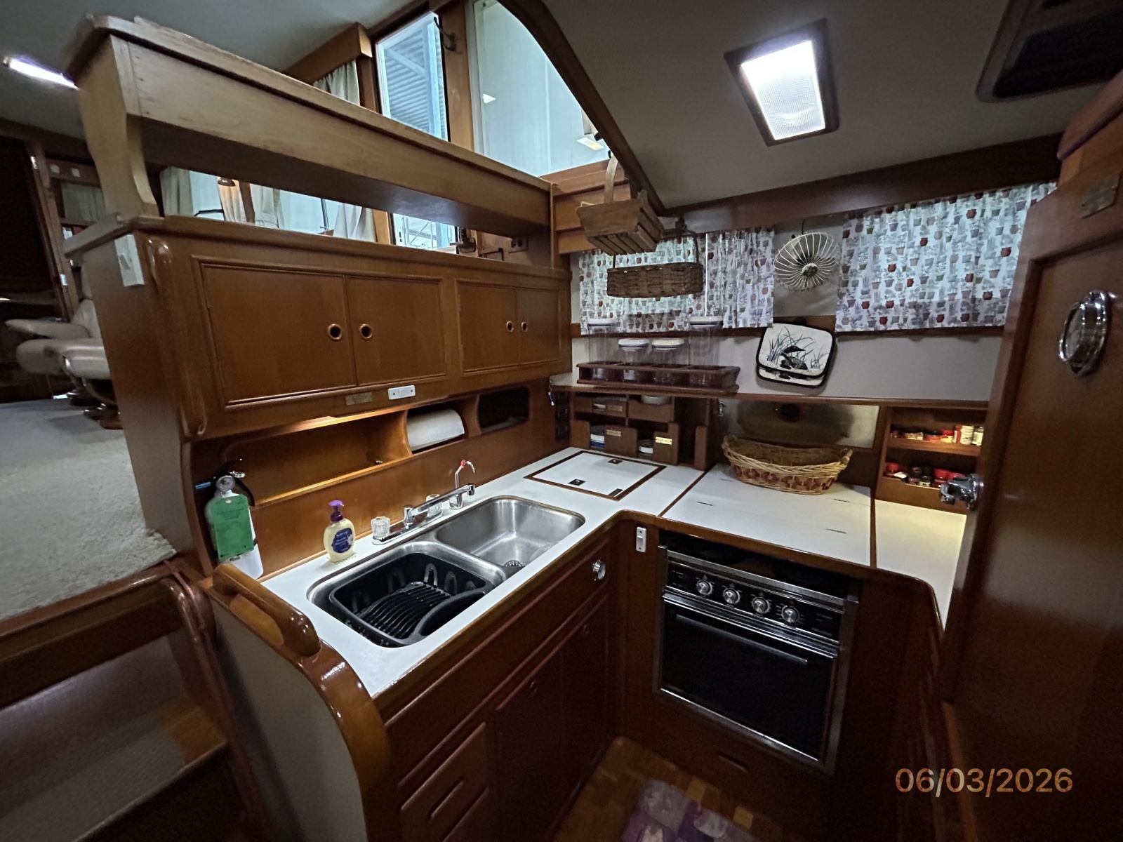 46' Grand Banks galley2
