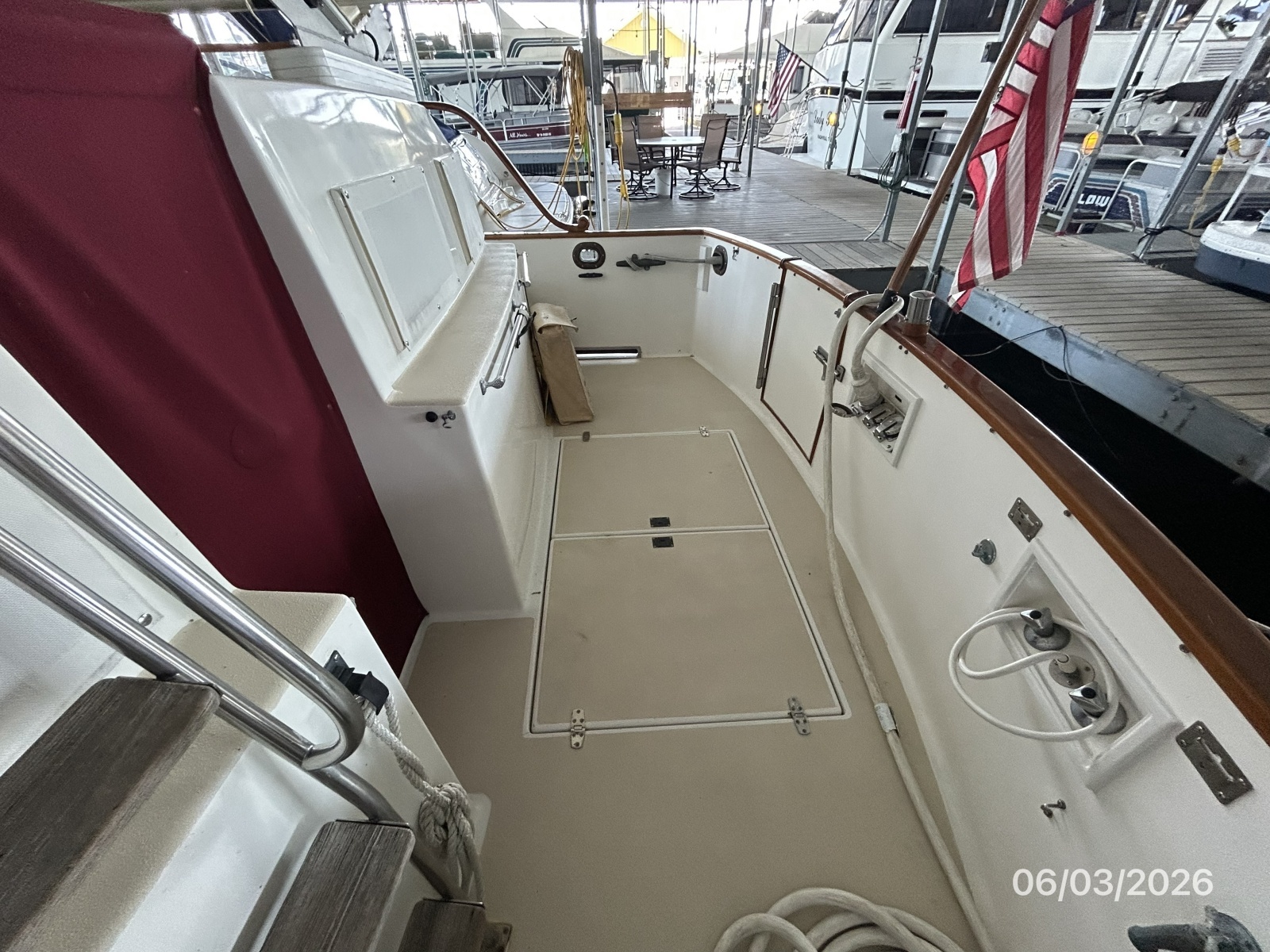 46' Grand Banks aftdeck starboard