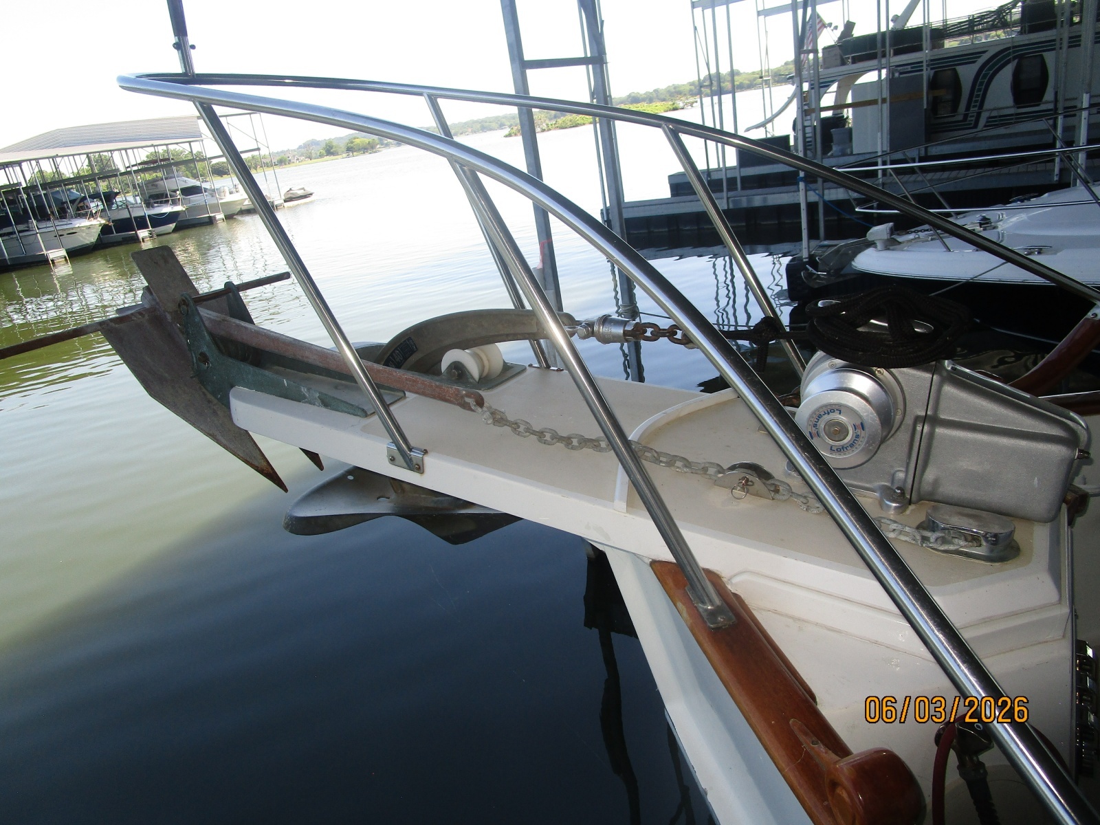 46' Grand Banks anchor windlass1