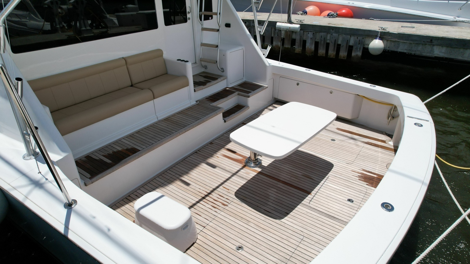2010 Viking 64' Sportfish Convertible