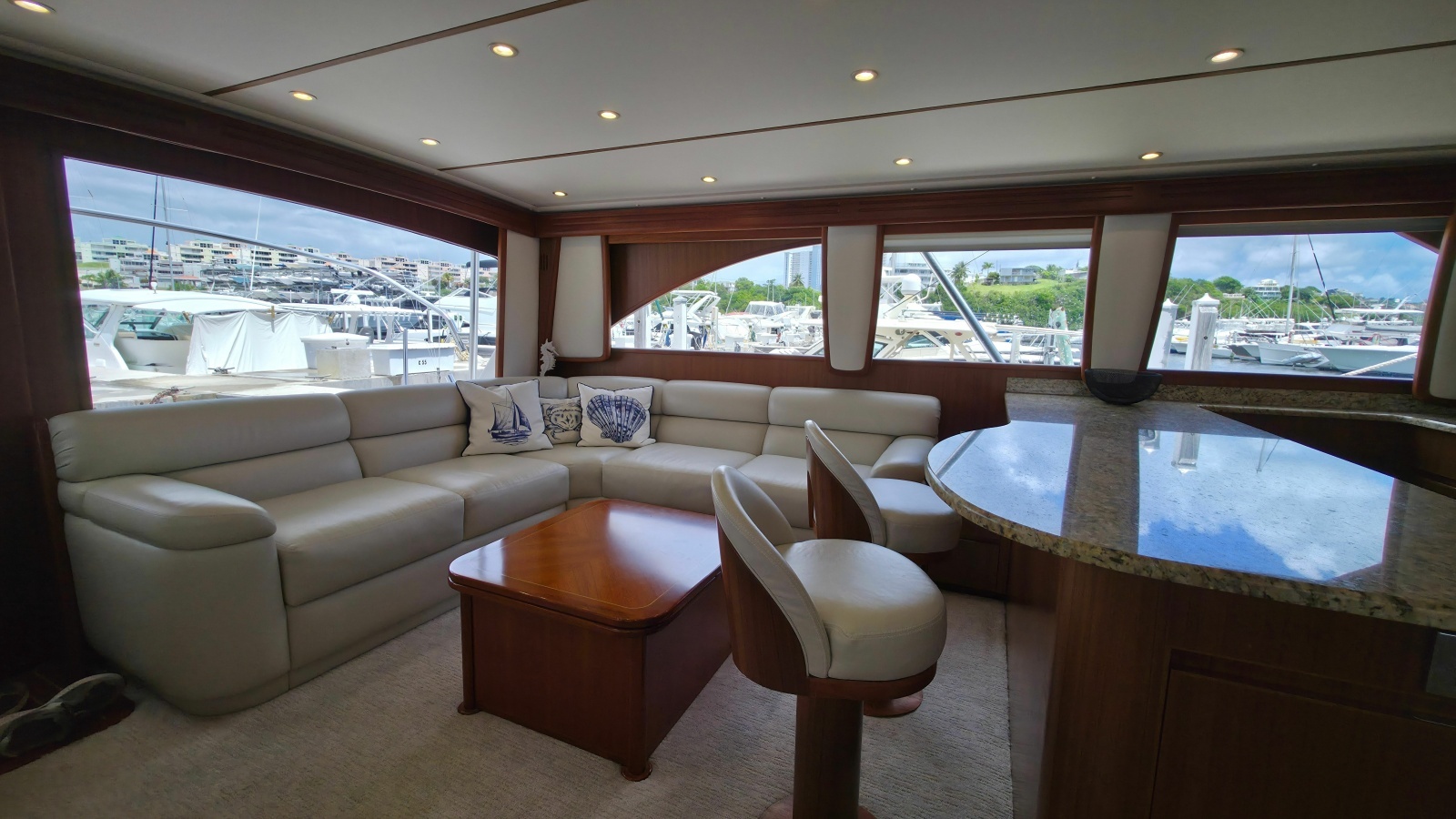 2010 Viking 64' Sportfish Convertible