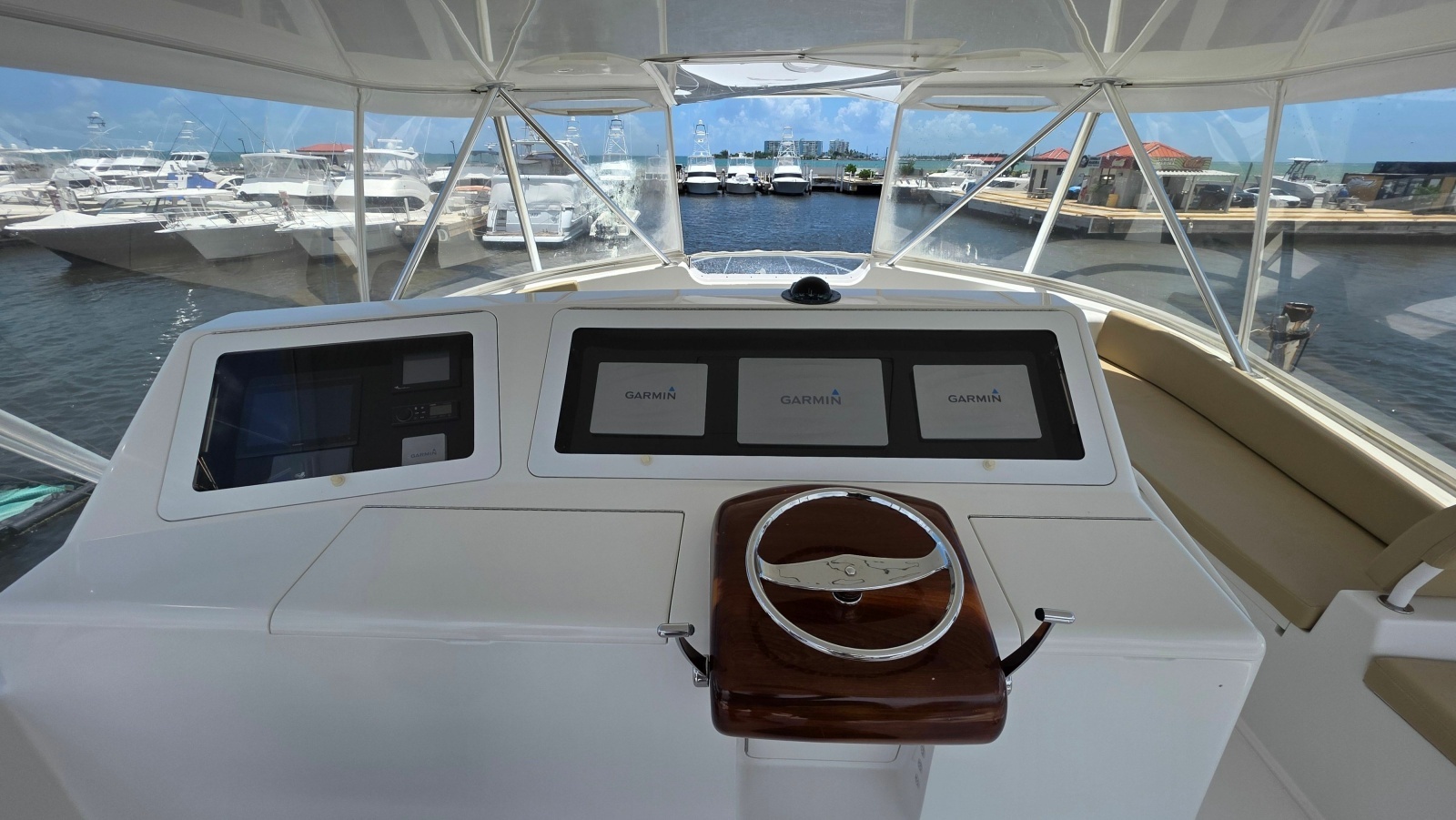 2010 Viking 64' Sportfish Convertible
