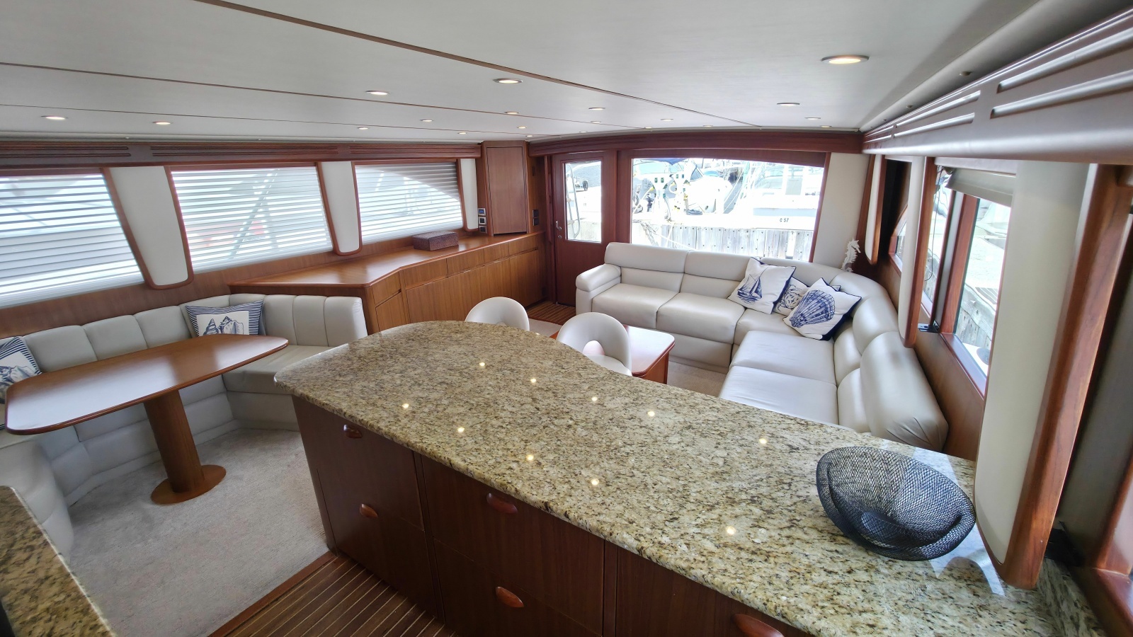 2010 Viking 64' Sportfish Convertible