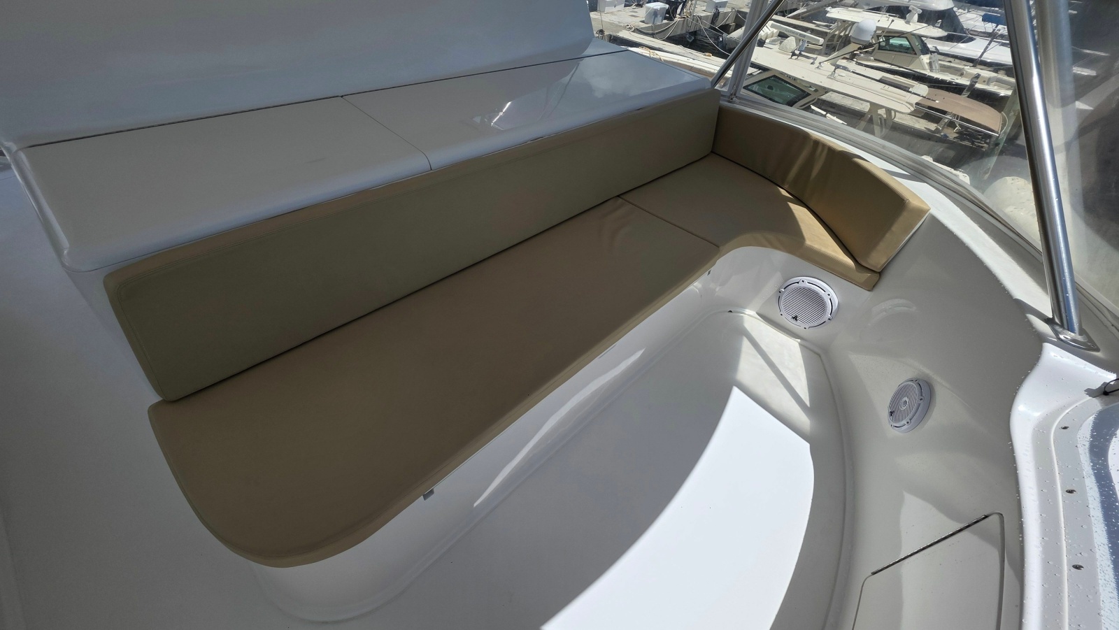 2010 Viking 64' Sportfish Convertible