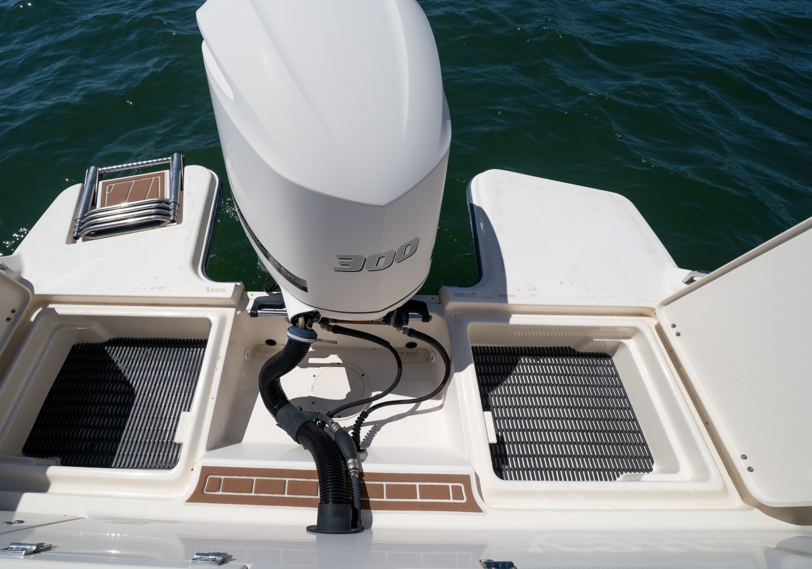 23ft Grady White Yacht For Sale