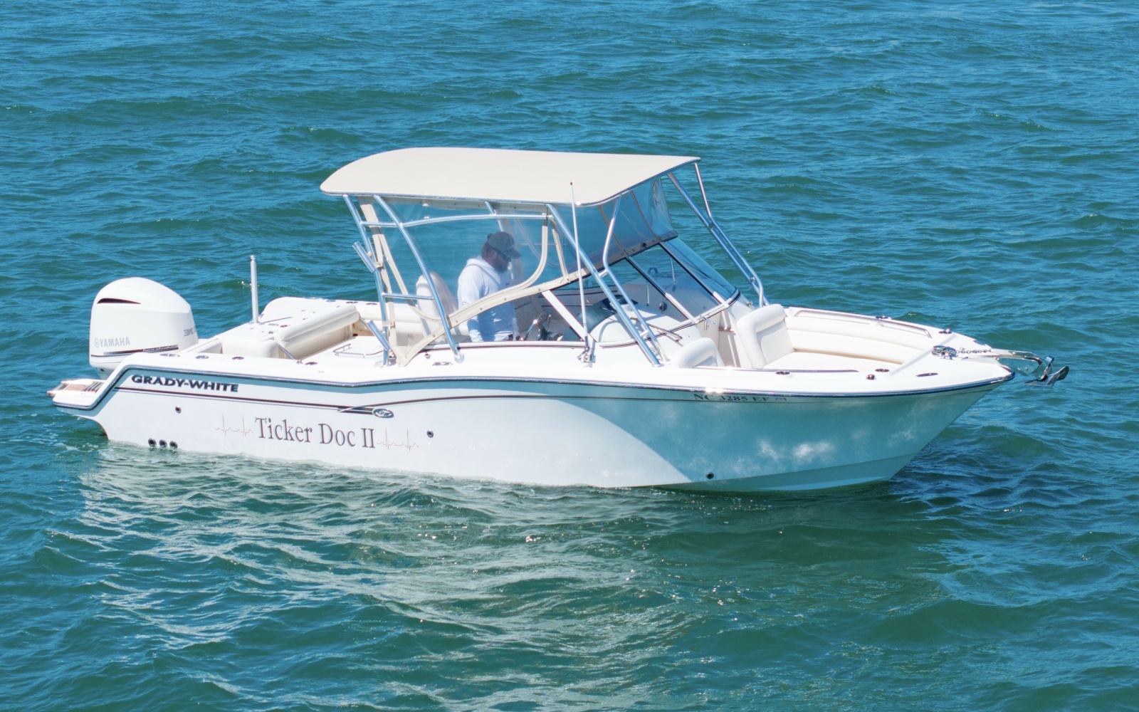 2017 Grady-White 235 Freedom