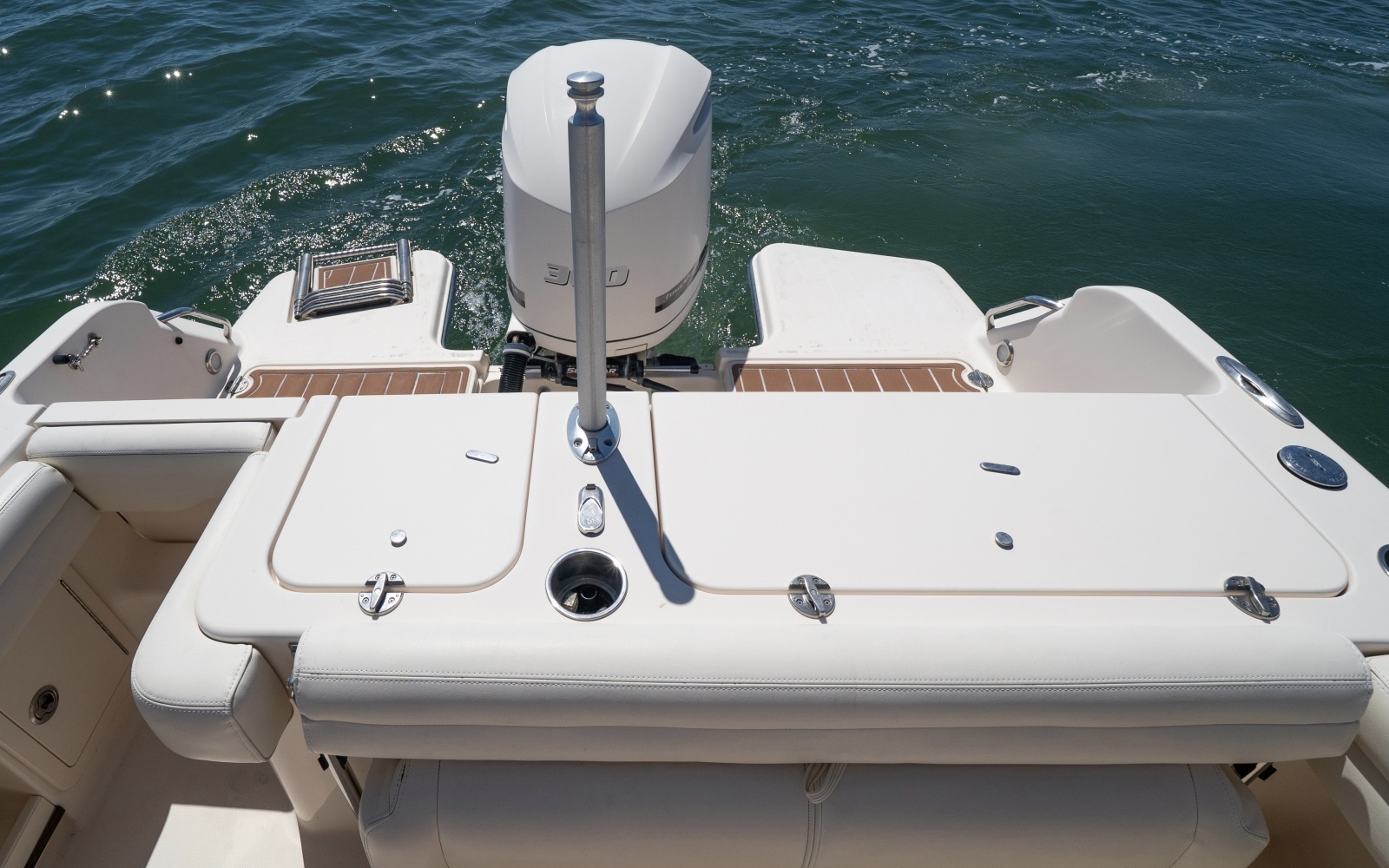 23ft Grady White Yacht For Sale