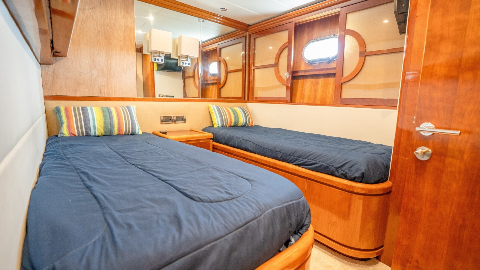 Ocean I 98ft Hargrave Yacht For Sale