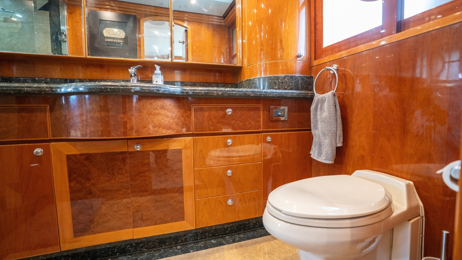 Ocean I 98ft Hargrave Yacht For Sale